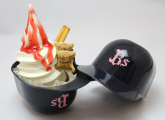 “Bsオリ姫”版ヘルメットパフェ