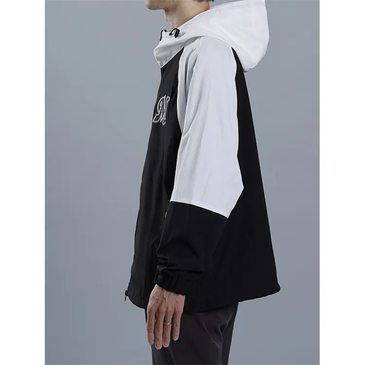 フーディーブルゾン