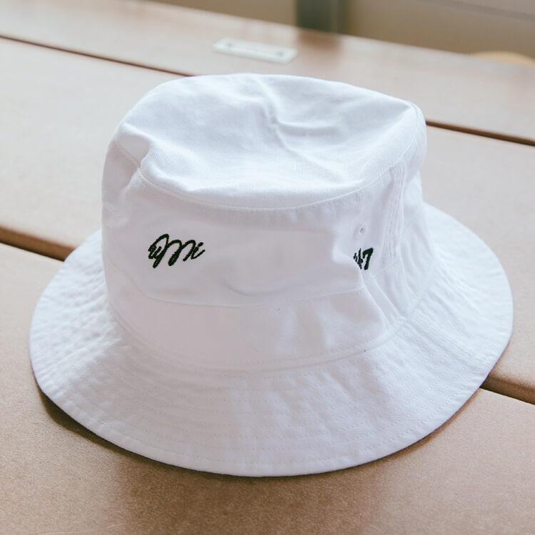 47 BUCKET HAT ホワイト