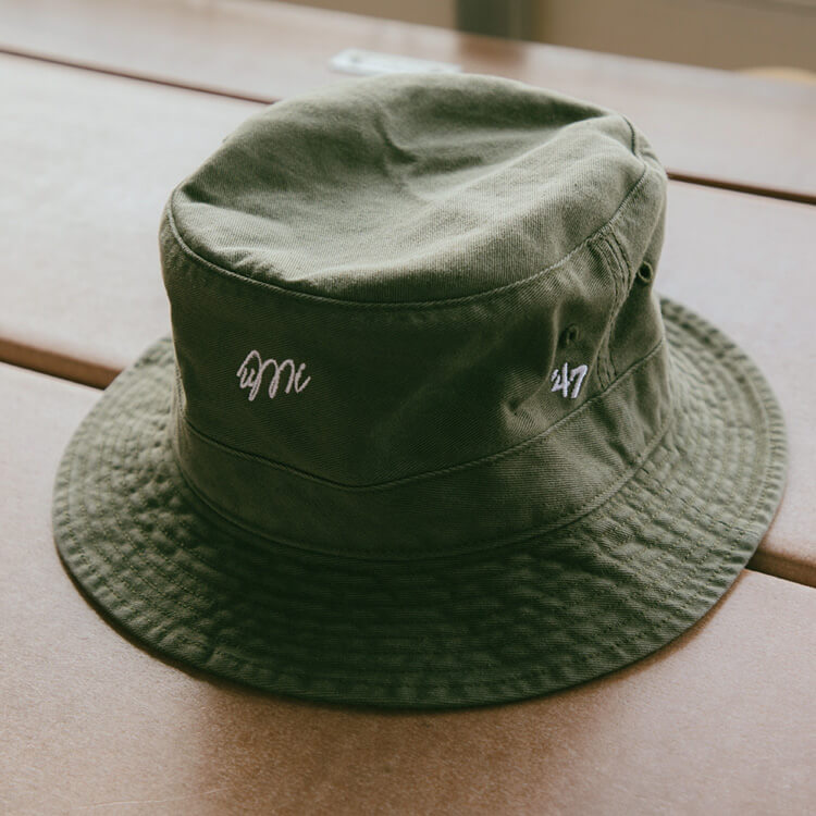 47 BUCKET HAT サンダルウッド