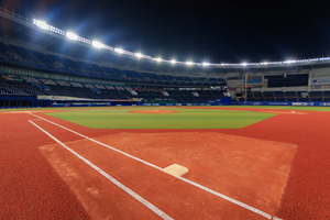 グラウンド照明