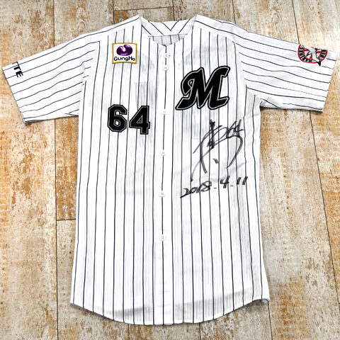 #64ヒーローユニフォーム