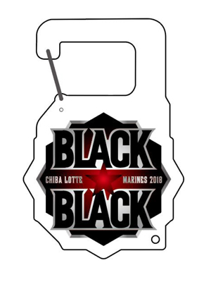 BLACK BLACK　アクリルカラビナ