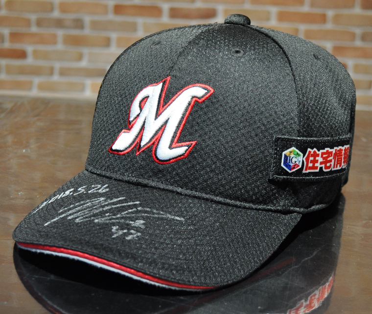 ＃42ドミンゲス選手ヒーローキャップ(ビジター)