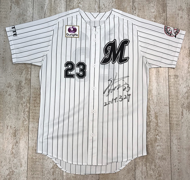 酒居投手ヒーローユニフォーム①