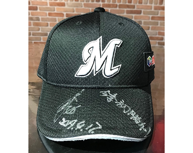 岩下投手ヒーローキャップ②