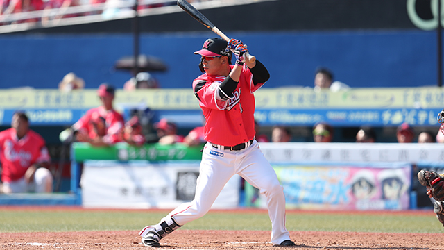 5/25(土)角中選手が通算1000試合出場達成!! - 千葉ロッテマリーンズ