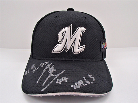 井上選手ヒーローキャップ①