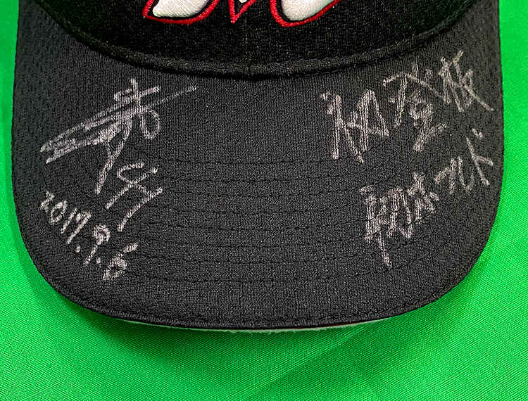 成田投手プロ初登板初ホールド メモリアルビジターキャップ