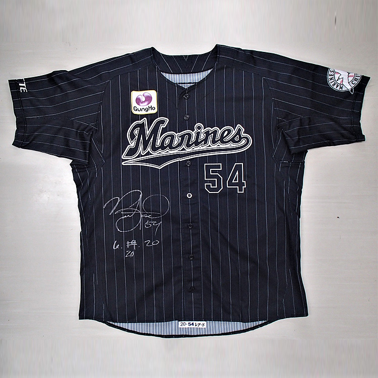 ヒーローユニホーム(ビジター)#54レアード(2020.6.20)