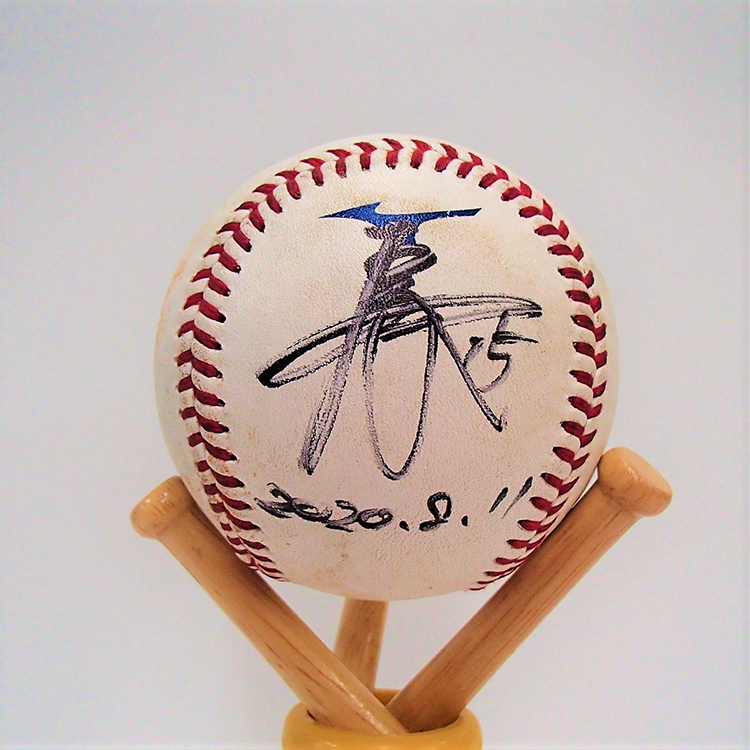 ヒーロー試合球_0811#15美馬