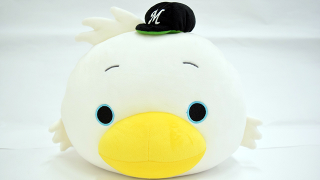 マーくんもちふわクッション