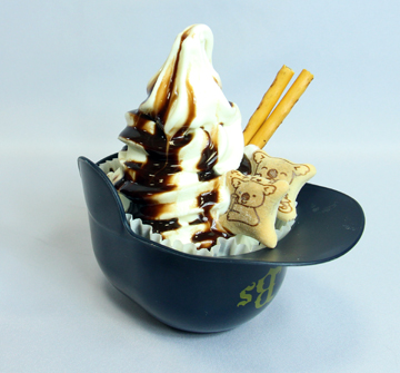 オリックスヘルメットパフェ