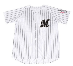 当日のチケットをお持ちの来場者全員にピンストライプユニフォームを配布します!!