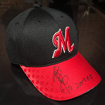 荻野貴選手キャップ