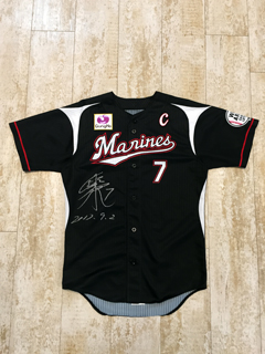 鈴木選手ユニフォーム1