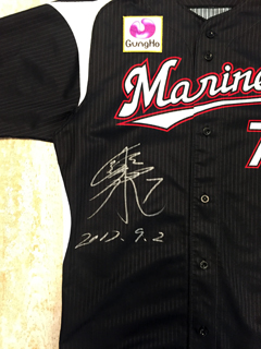 鈴木選手ユニフォーム2