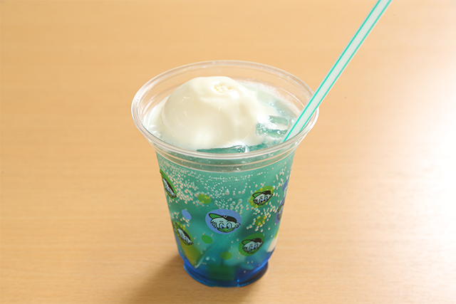 マリンブルーなクリームソーダ