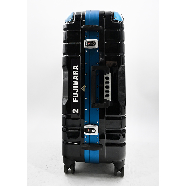 キャリーバッグ