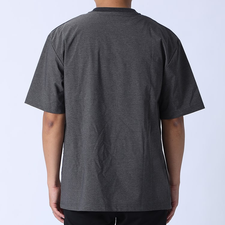 ZIP付きストレッチTシャツ