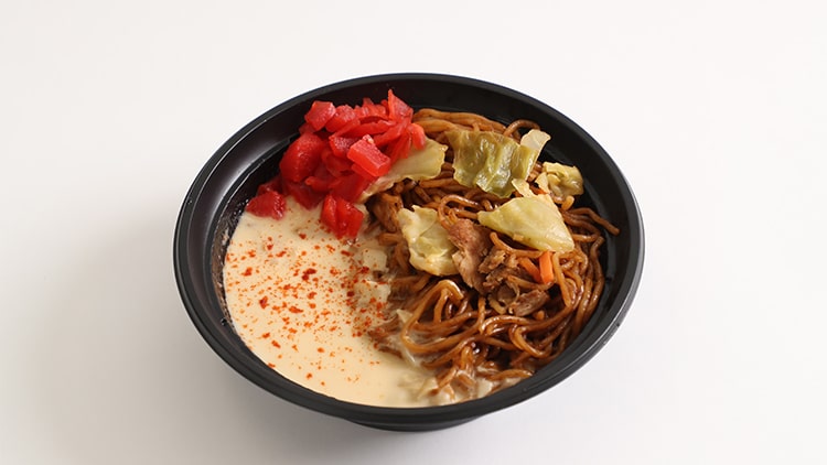 下町ソース焼きそば白カレーがけ