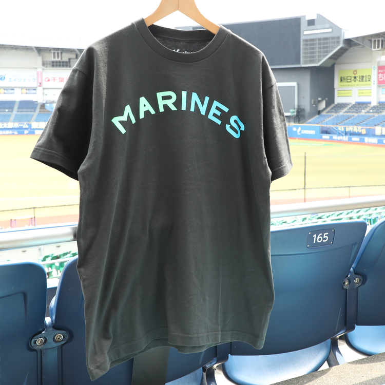 BSW 蓄光グラデーションMARINESロゴTシャツ