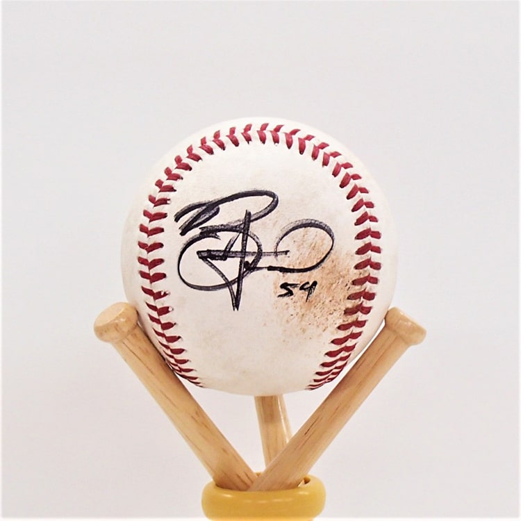 選手サイン入りグッズが当たるチャンス!!