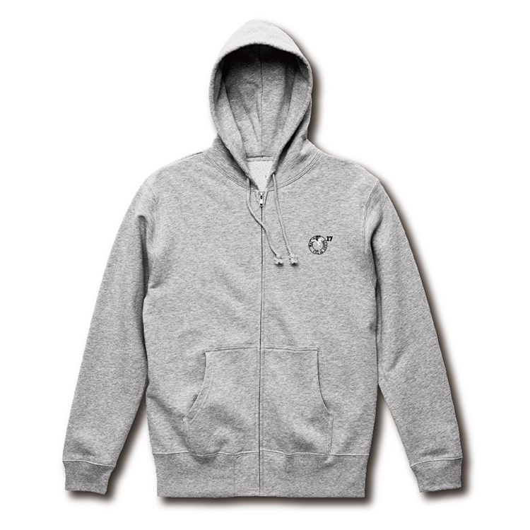 ジップパーカー