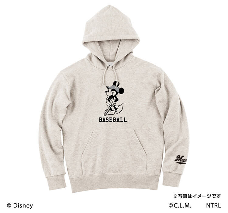 フード付きパーカー