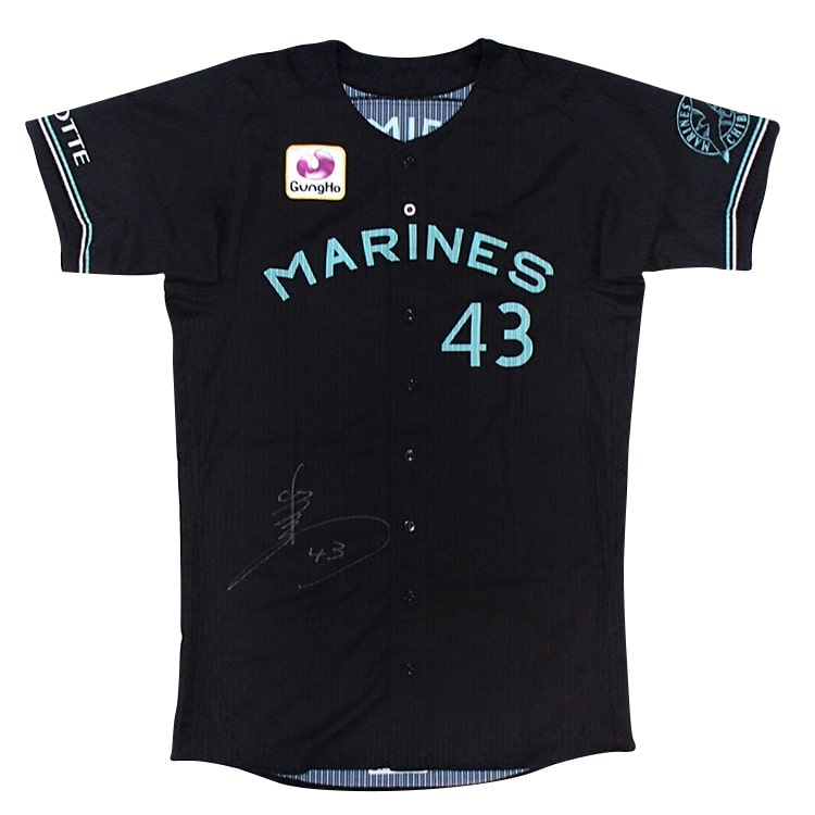 BLACK SUMMERメモラビリアオークション第1弾