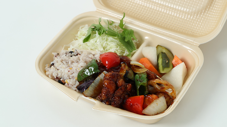 野菜たっぷり鶏の黒酢あんプレート