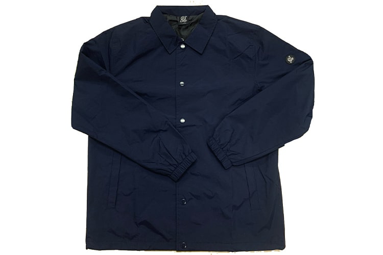 ナイロンコーチジャケット