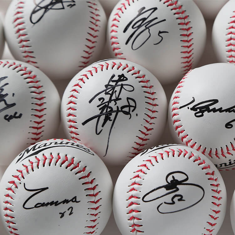 直筆サイン入りボール