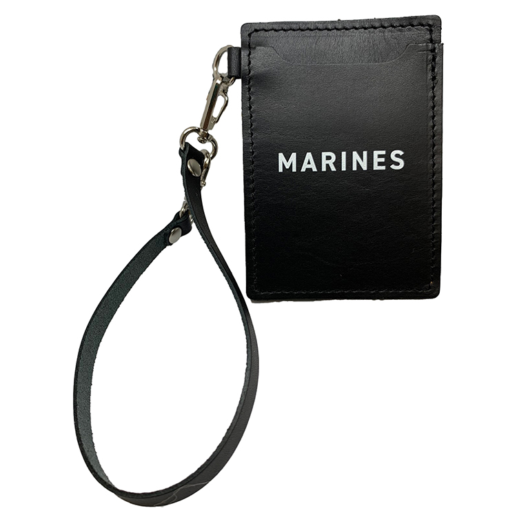 縦型パスケース(ストラップ付き)