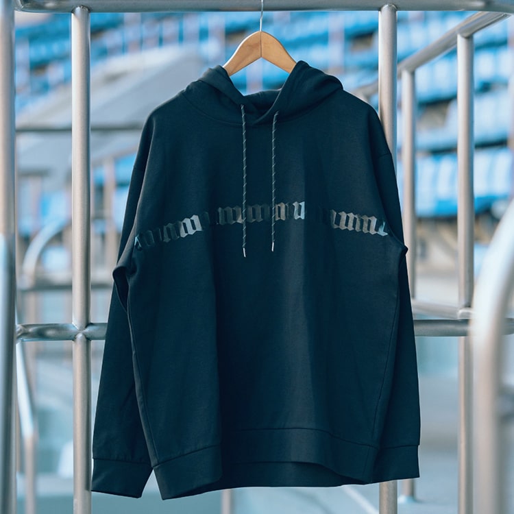 PULL OVER パーカー