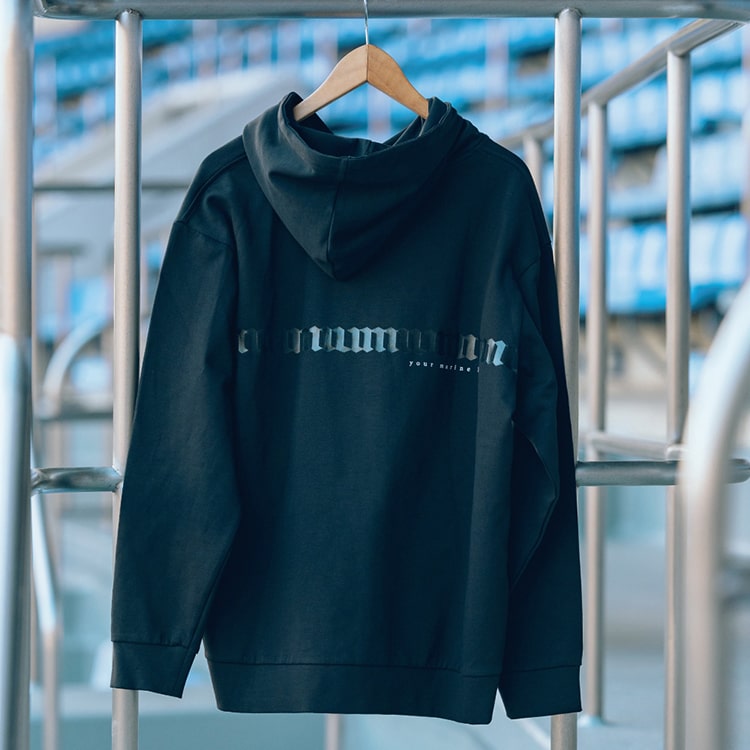 PULL OVER パーカー