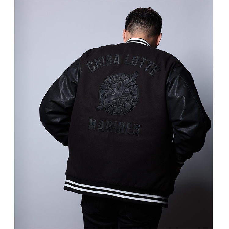 スタジアムジャンパー