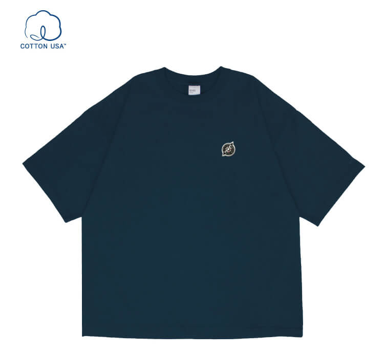 胸ワッペンTシャツ