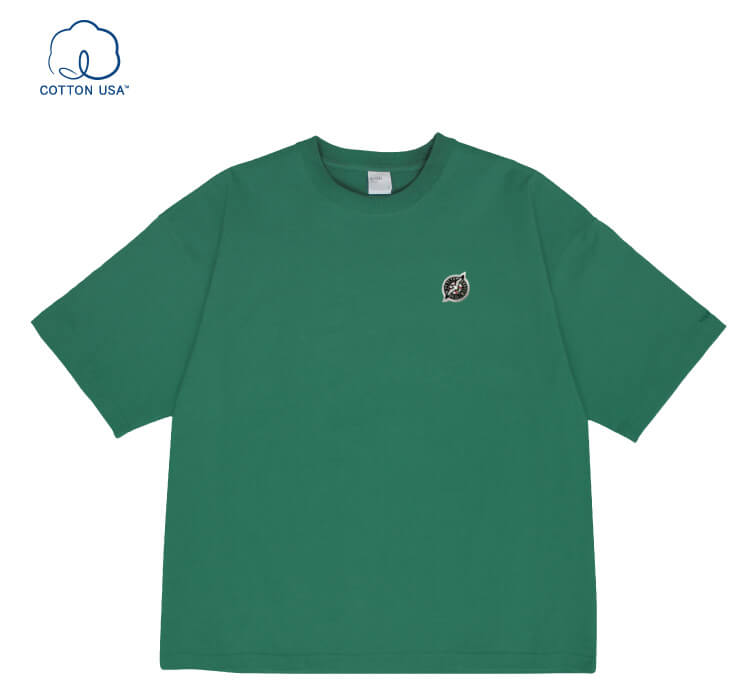 胸ワッペンTシャツ