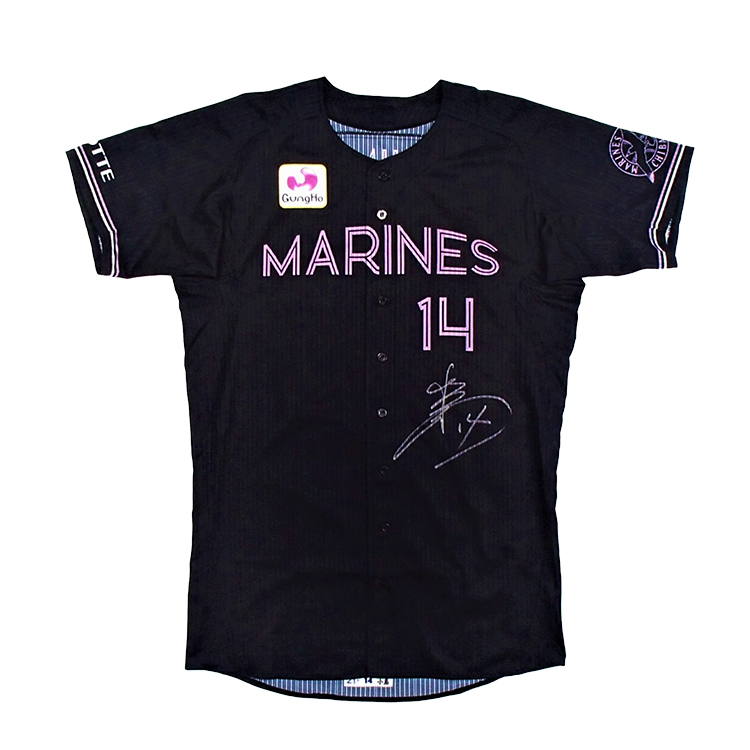 BLACK SUMMERユニホーム