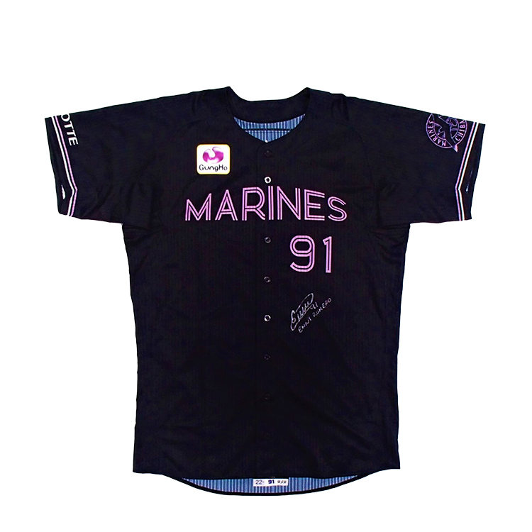 BLACK SUMMERユニホーム