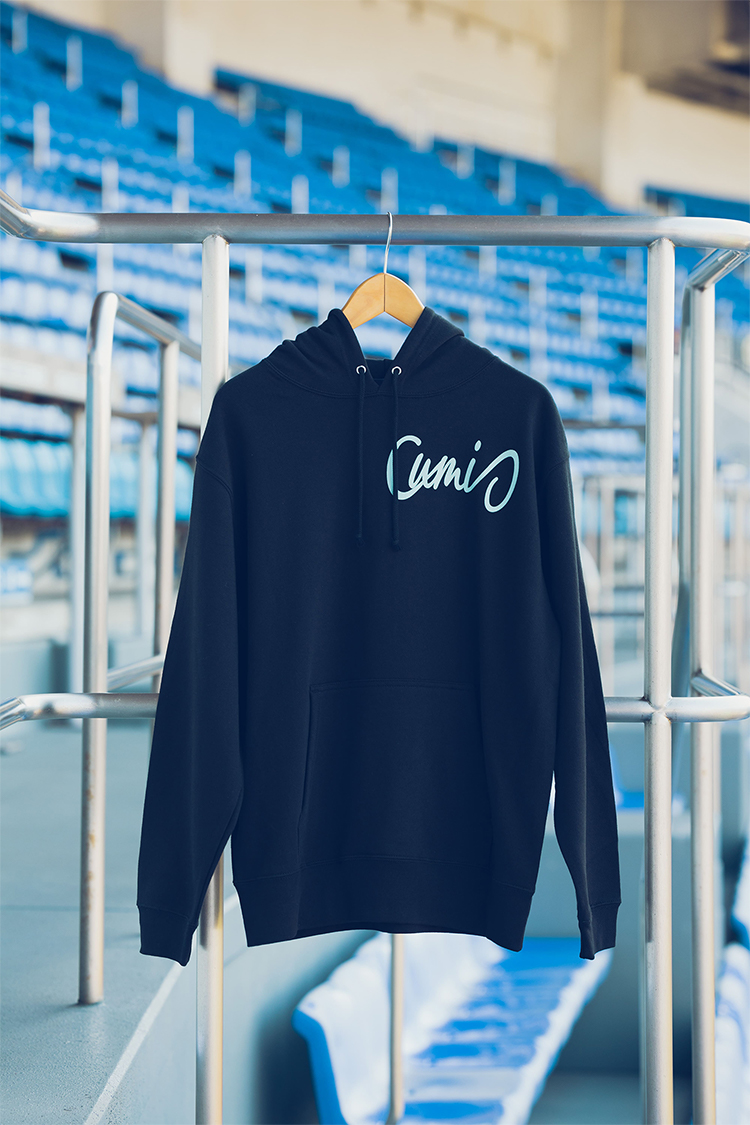 FRONTプリントパーカー