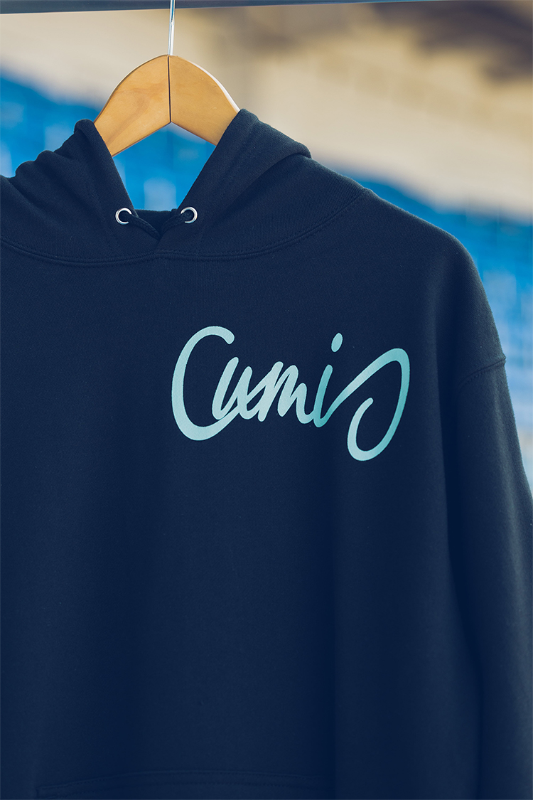 FRONTプリントパーカー