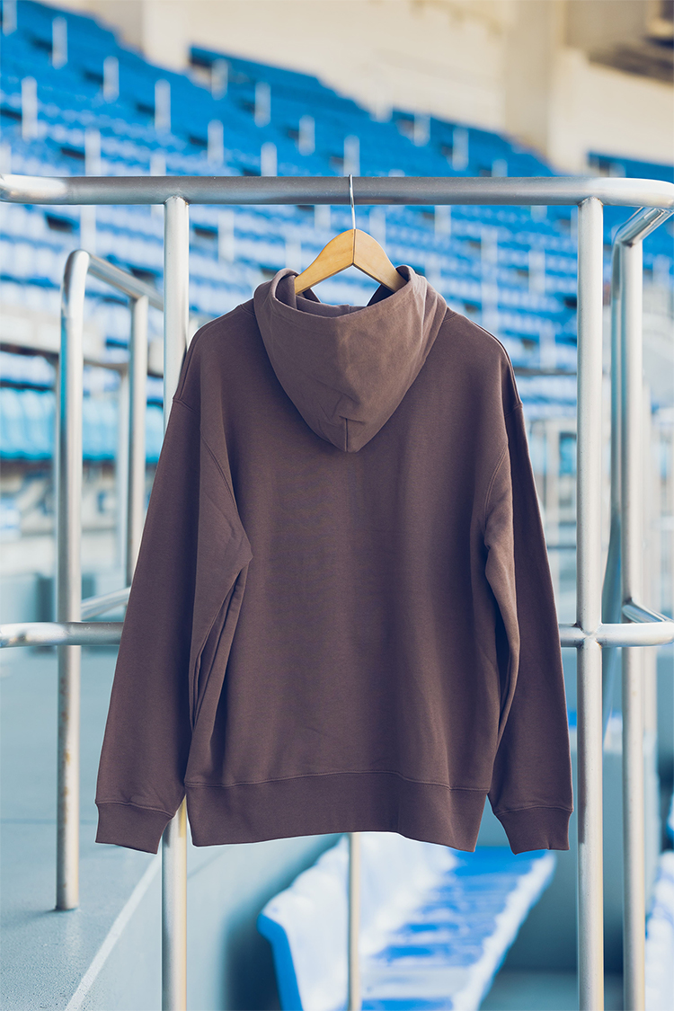 FRONTプリントパーカー