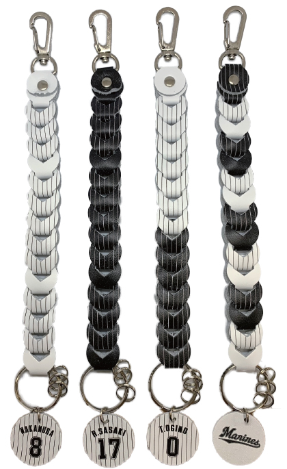 本革製チェーンパーツキーホルダー