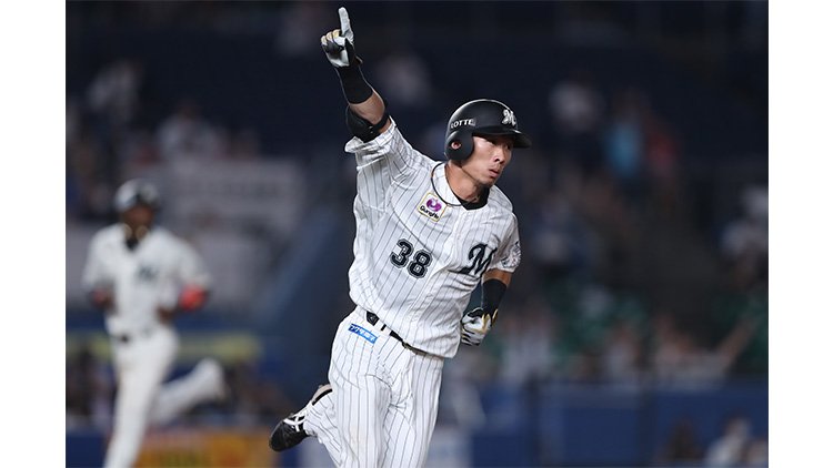 千葉ロッテ上野選手15が使っていたスパイク 元プロ野球選手ロッテ黒木知宏のスパイク