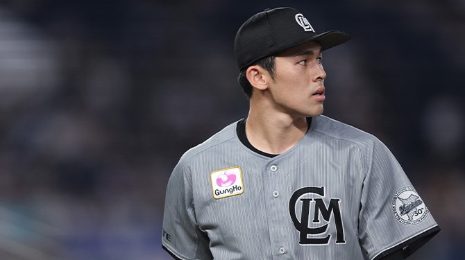 17 佐々木 朗希 選手名鑑2022 - 千葉ロッテマリーンズ