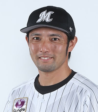 千葉ロッテマリーンズ　根元俊一さん　支給品ミット 現役最後の日の最初から最後まで。千葉ロッテ・根元俊一“引退