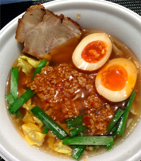 埼玉スタミナラーメン 980円