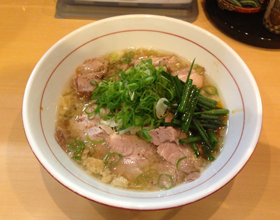 関西こってりチャーシューメン 980円(税込)